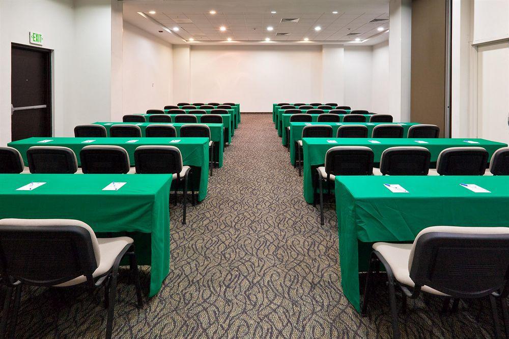 Express Guadalajara Iteso By Ihg
