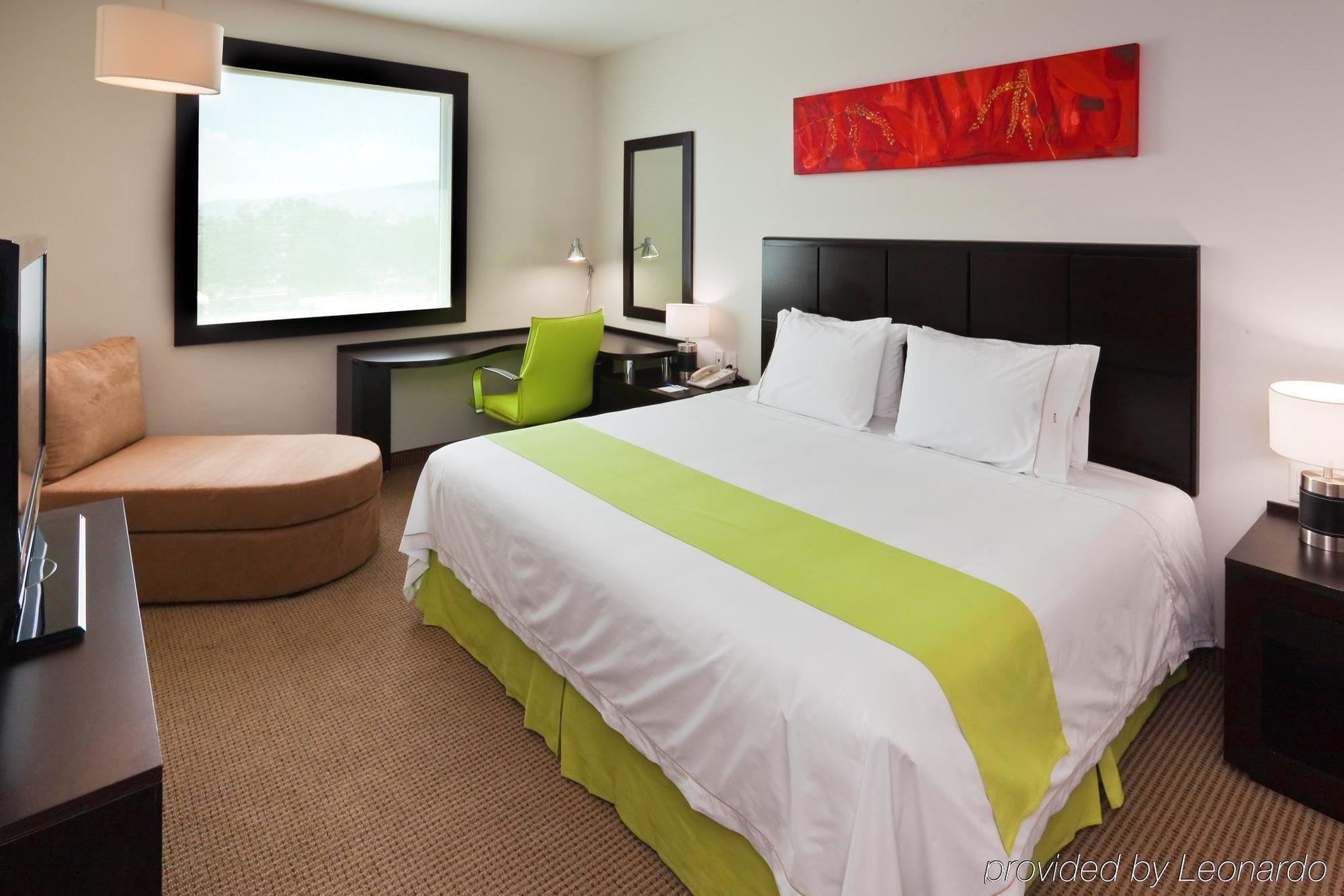 Express Guadalajara Iteso By Ihg Hotel 3*